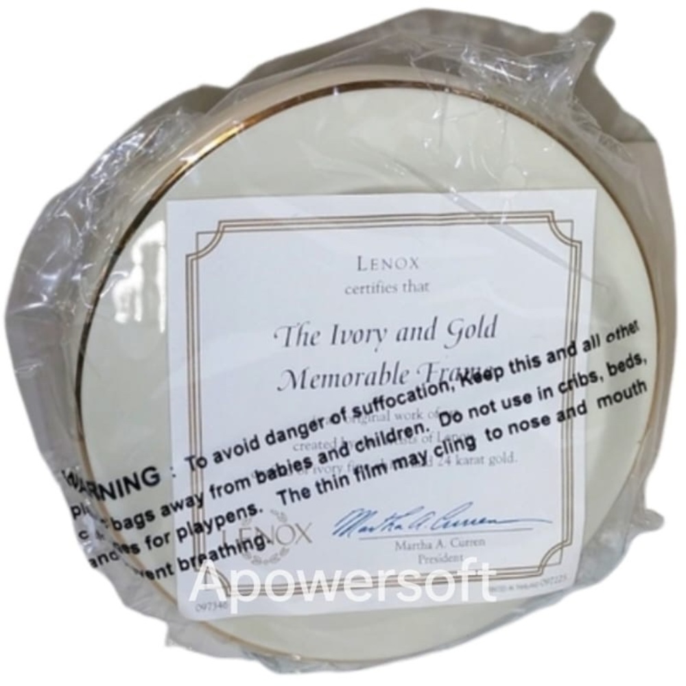 Picture frame - Picture 2 of 8